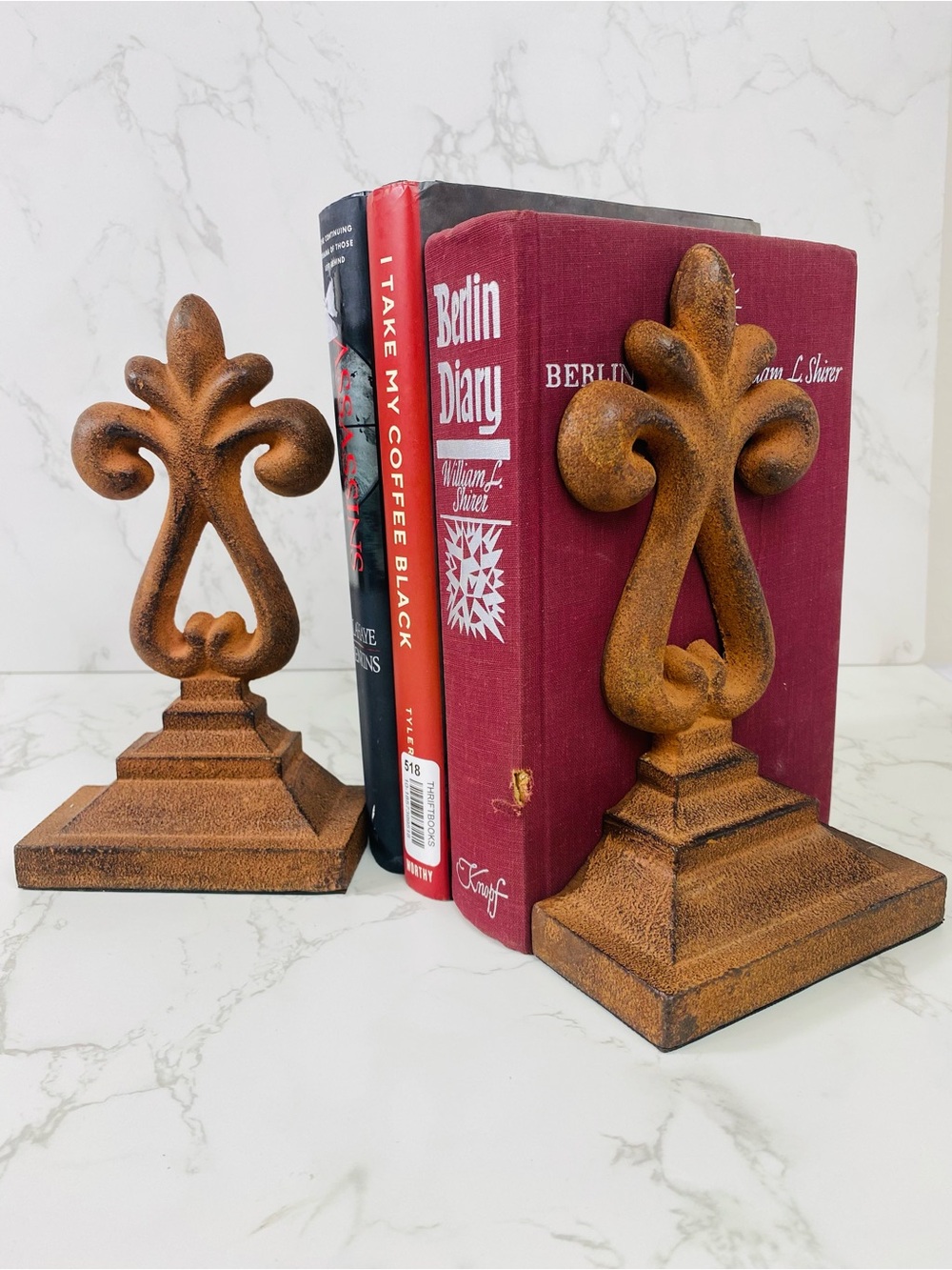 Southern Living At Home Rustic Brown Fleur-de-Lis Bookends vintage cast iron